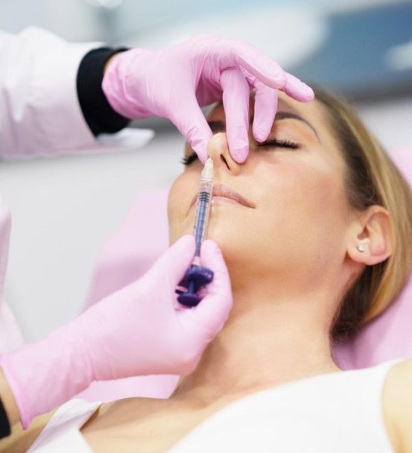 Tiêm Filler Mũi Là Gì. Vì Sao Nhiều Chuyên Gia Khuyên Không Nên Tiêm